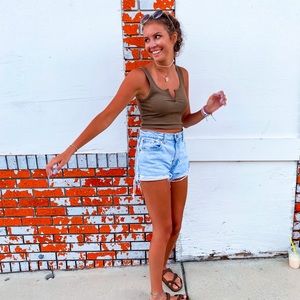 Meet your Posher, Madison